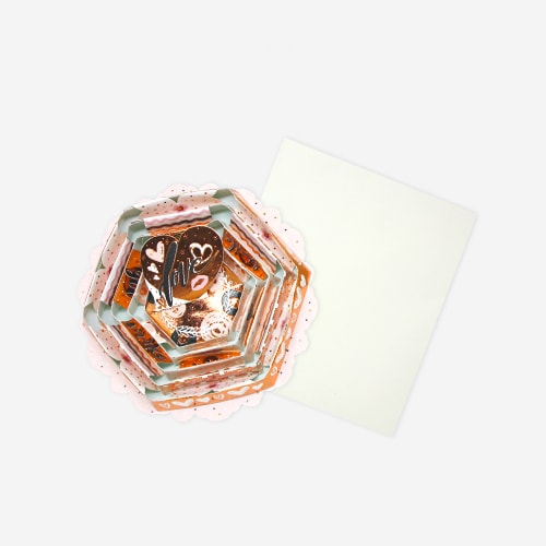 D'Won 3D Pop Up Card Love Cake (Multi-Tier Cake) — side view
